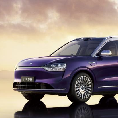 鸿蒙智行秋季上新,问界M9推银境紫新色,全新问界M7、尚界H5正式上市