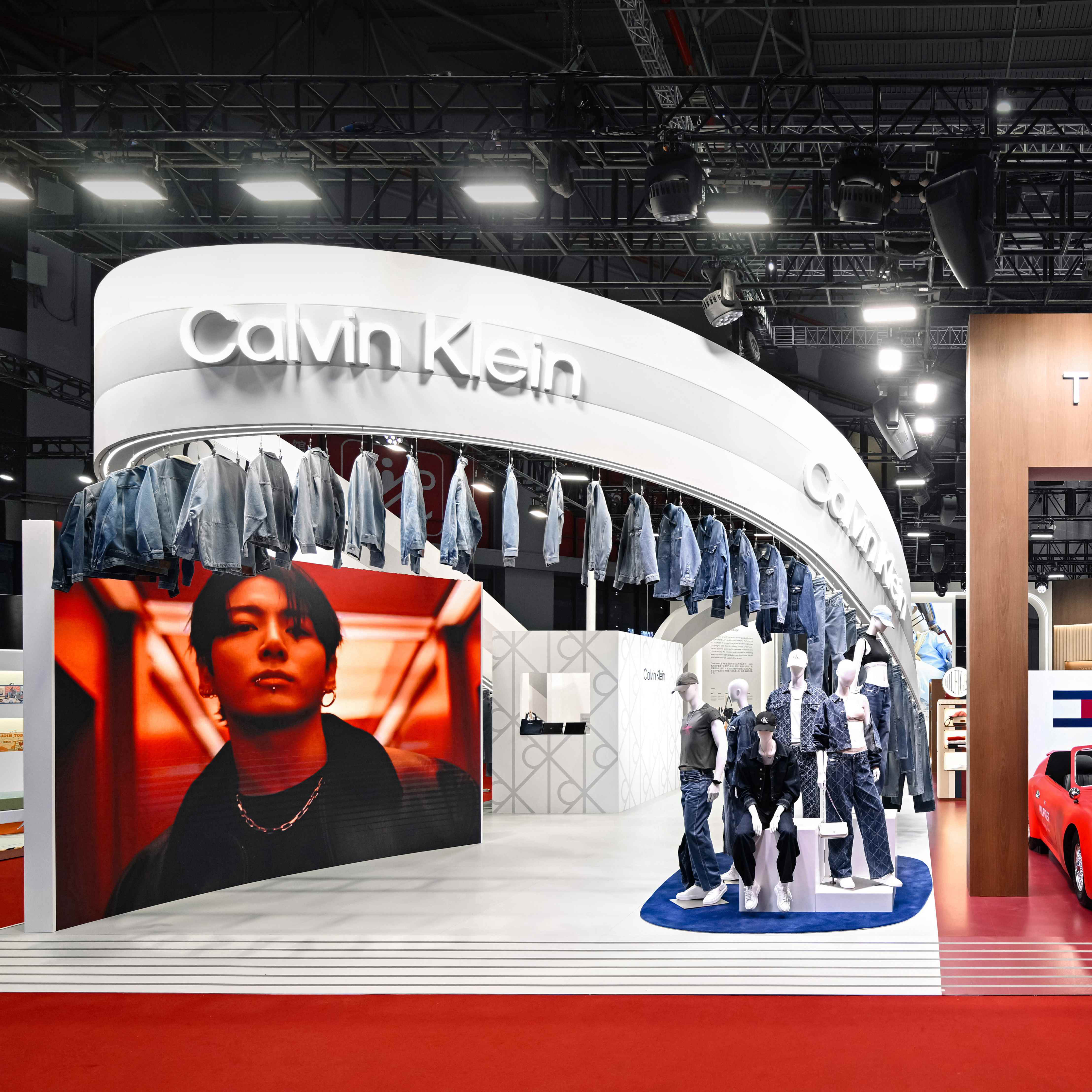 CALVIN KLEIN与TOMMY HILFIGER首次参加第八届中国国际进口博览会