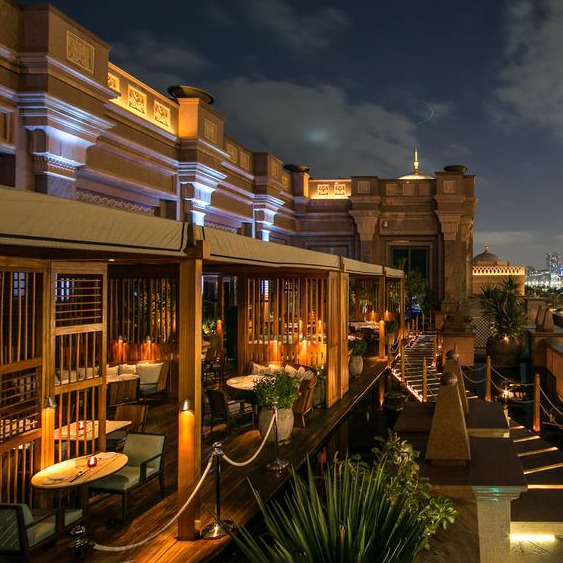 全家人的春节假期，一个阿布扎比就够了