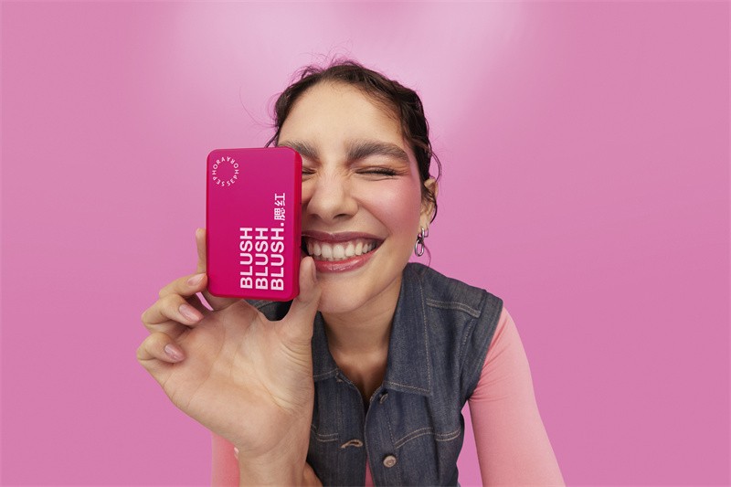 01 丝芙兰品牌推出全新三色腮红盘系列.jpg