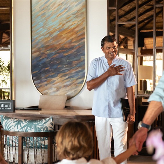 马尔代夫康莱德酒店以“家庭海岛度假计划”，  开启一站式奢享体验重塑春节家庭团圆之旅