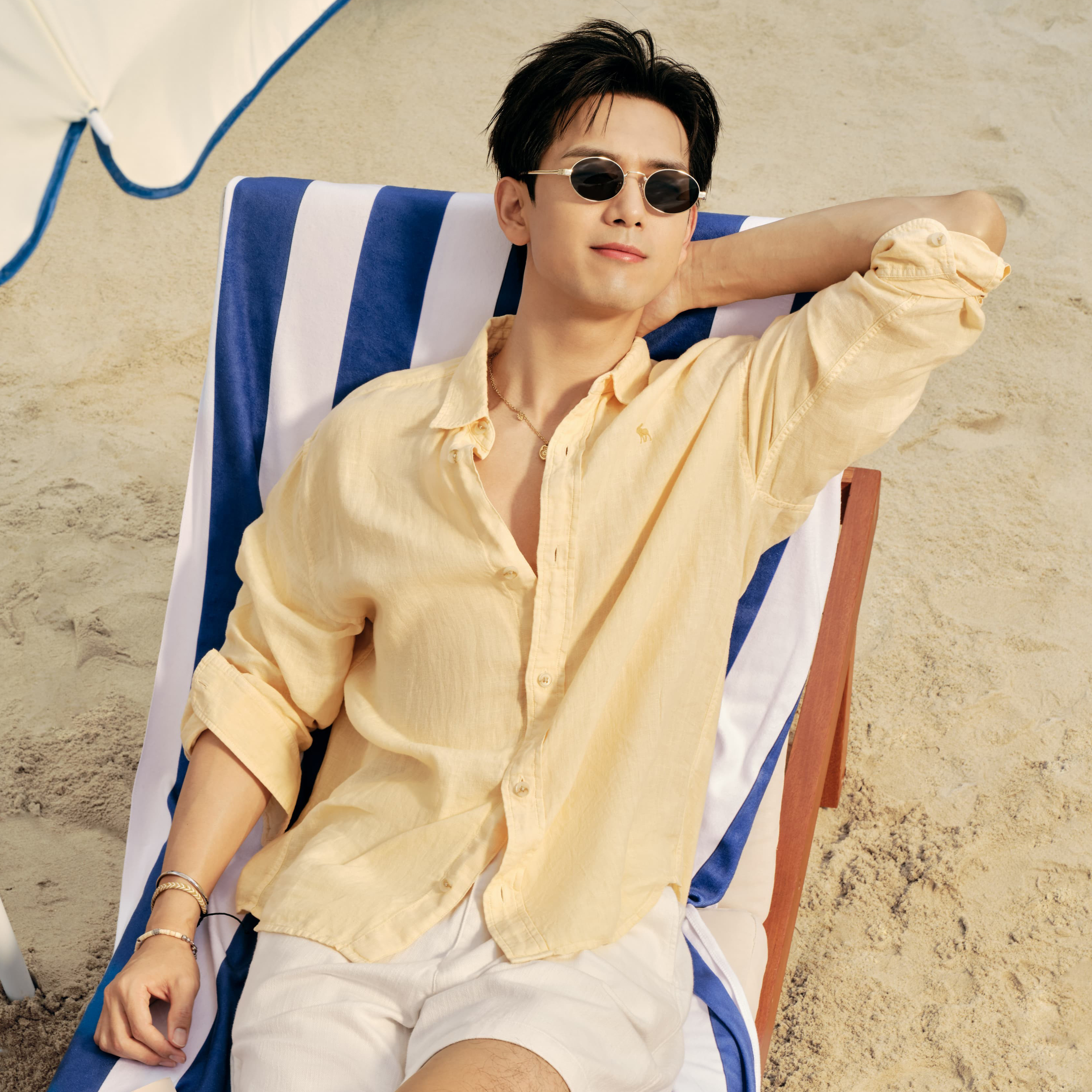 Abercrombie & Fitch 假日现场  李现大片开启夏日序章