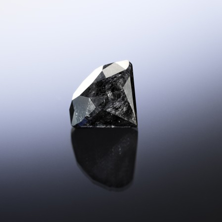 卡洛芙 Korloff：源自 88 克拉 Black Korloff 黑钻传奇的法国珠宝品牌，开启面向中国的新篇章
