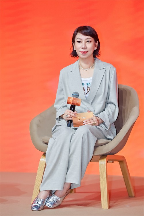 2. 戴比尔斯集团天然钻石亚太区市场副总裁黎翠华.jpg